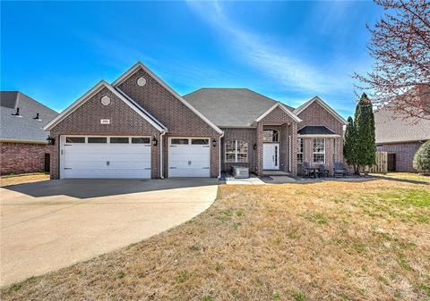 4461 W Lofty Wood Dr, Fayetteville, AR 72704