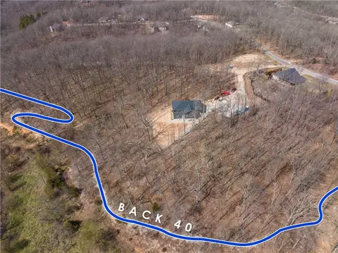 4 Potton Ln, Bella Vista, AR 72714