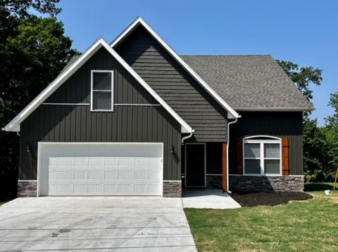 33 Granshire Dr, Bella Vista, AR 72714