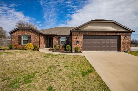 700 Eagle Dr, Gravette, AR 72736 photo 2