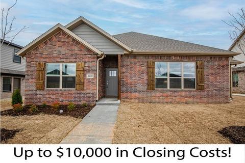 4400 SW Adams Rd, Bentonville, AR 72713