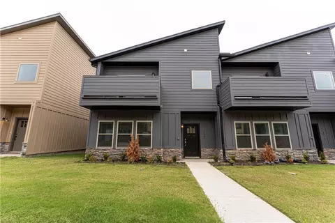 2180 W Million Ln, Fayetteville, AR 72704