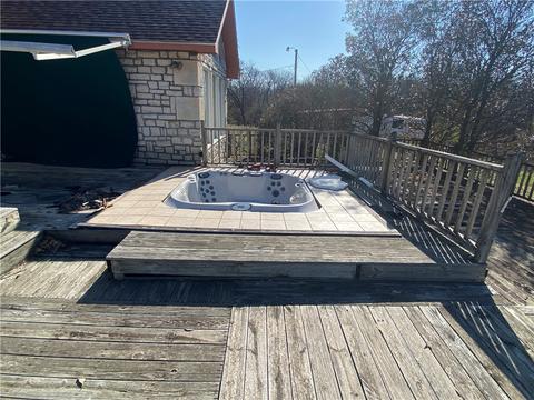 12421 Route E, Pineville, MO 64856 photo 17