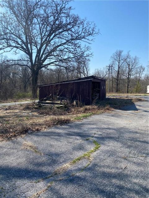 12421 Route E, Pineville, MO 64856 photo 10