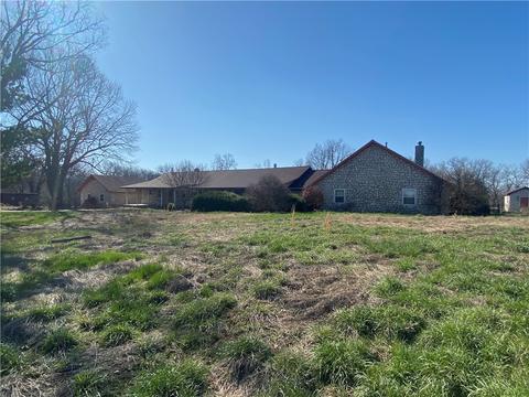 12421 Route E, Pineville, MO 64856 photo 13