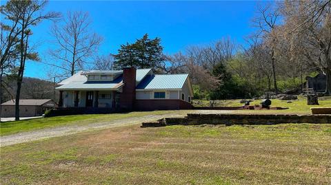 438 Phillips St, West Fork, AR 72774 photo 3