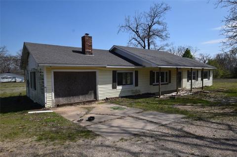 102317 S 4629 Rd, Sallisaw, OK 74955