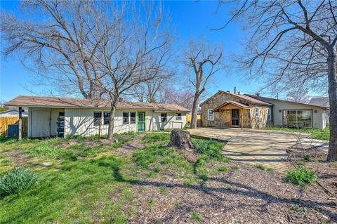 2692 Powell St, Springdale, AR 72764