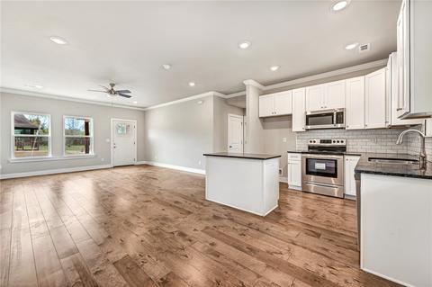 16 Olmsted Cir, Bella Vista, AR 72715