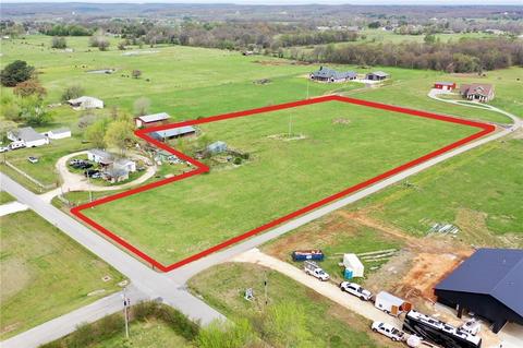 Jimmy Devault Wc 627 Road, Farmington, AR 72730