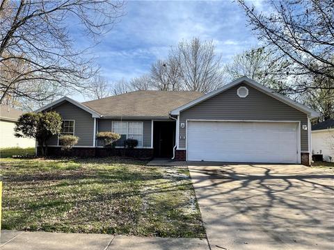 808 E Olrich St, Rogers, AR 72756