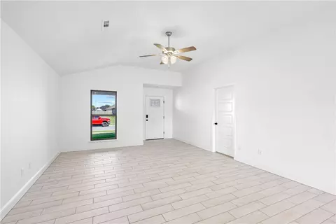205 Post Oak Ave, Gentry, AR 72734 photo 9