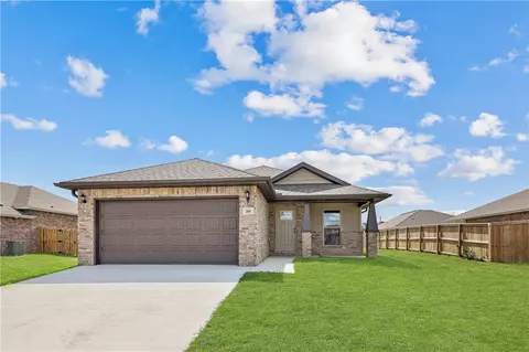 205 Post Oak Ave, Gentry, AR 72734 photo 3