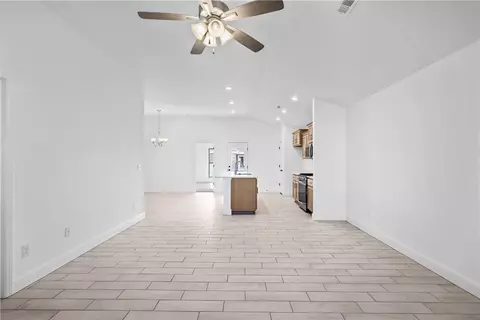205 Post Oak Ave, Gentry, AR 72734 photo 6