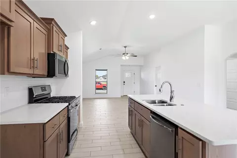 205 Post Oak Ave, Gentry, AR 72734 photo 18