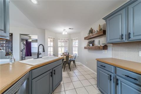 200 Hailey Dr, Centerton, AR 72719 photo 3