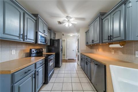 200 Hailey Dr, Centerton, AR 72719 photo 2