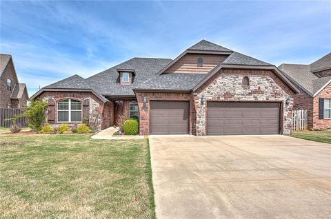 3604 SW Riverwood Pl, Bentonville, AR 72712