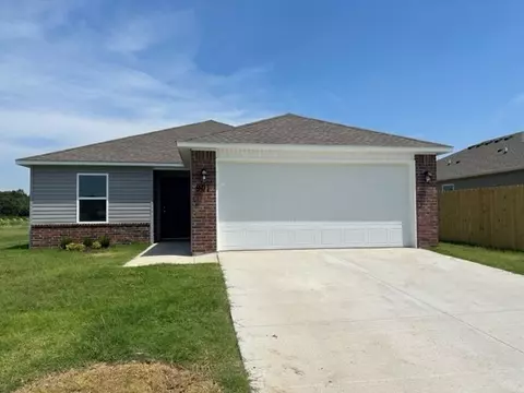 901 S Katlyn Dr, Siloam Springs, AR 72761