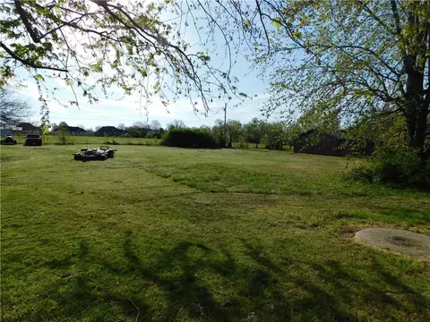 2083 48th St, Springdale, AR 72762 photo 7