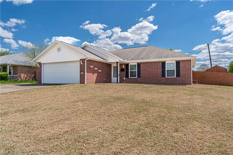 610 Del Cir, Lowell, AR 72745