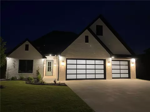 503 SW Autumn Hills Rd, Bentonville, AR 72712