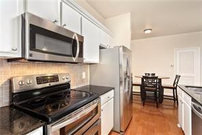 4254 NE Meadow Creek Cir #104, Fayetteville, AR 72703