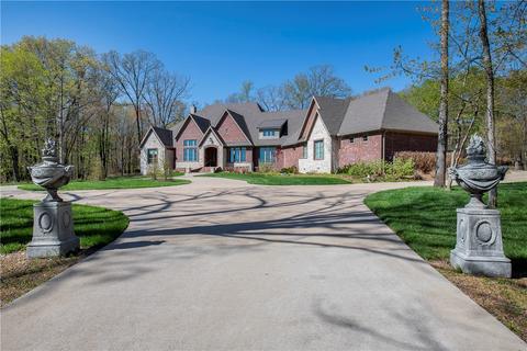 1634 Bowen Blvd, Fayetteville, AR 72703