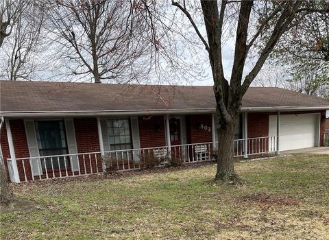 803 N Century Dr, Rogers, AR 72756
