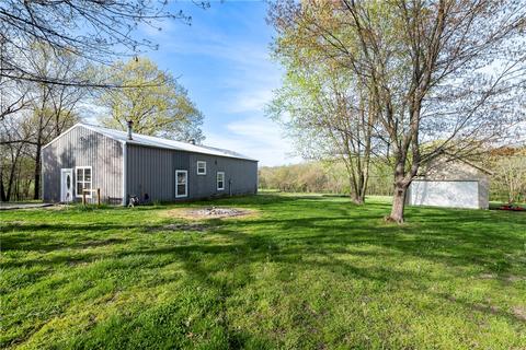 14720 Shipe Rd, Gravette, AR 72736