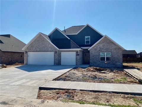1231 Montichiello St, Tontitown, AR 72762