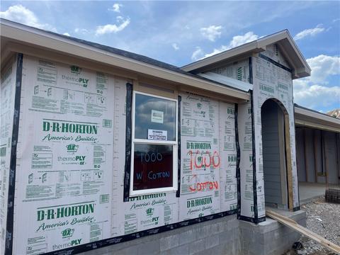 1000 W Cottonwood, Rogers, AR 72758