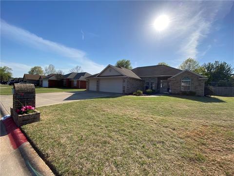 320 Bluff Dr, Lowell, AR 72745