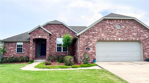 1607 Crestwood Hills Ln, Cave Springs, AR 72718