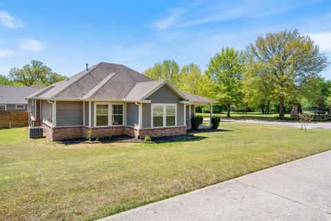 4443 Mount Comfort Rd, Fayetteville, AR 72704