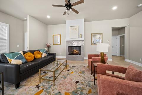 6301 SW Beacon St, Bentonville, AR 72713