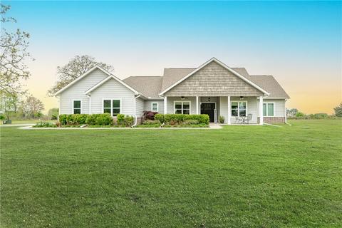 15267 Russell Rd, Siloam Springs, AR 72761