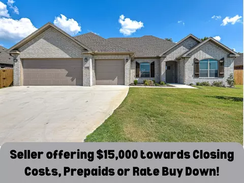 214 N Sheep Dog Ave, Farmington, AR 72730