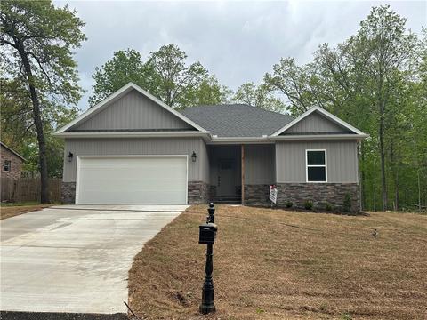 9 Swinbrook Ln, Bella Vista, AR 72715