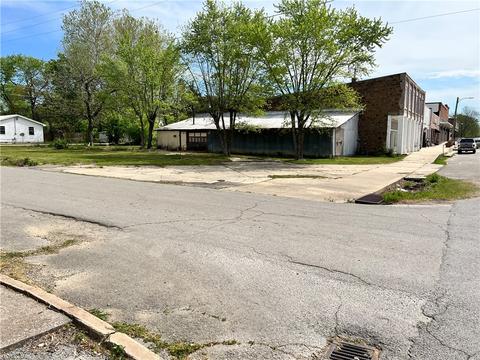 104 N Starr Ave, Lincoln, AR 72744