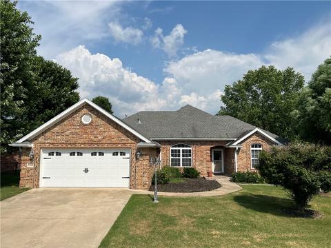 11102 Payne Stewart Dr, Farmington, AR 72730