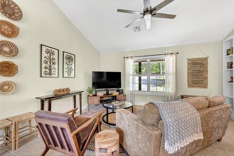 8655 Falls Hollow Rd, Rogers, AR 72756