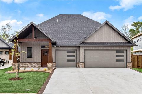 400 SW Gunison Cv, Bentonville, AR 72712