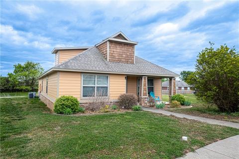 3805 SW Ridgepointe Ave, Bentonville, AR 72712