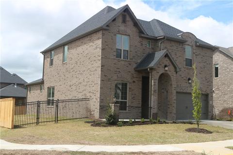 5208 SW York St, Bentonville, AR 72712