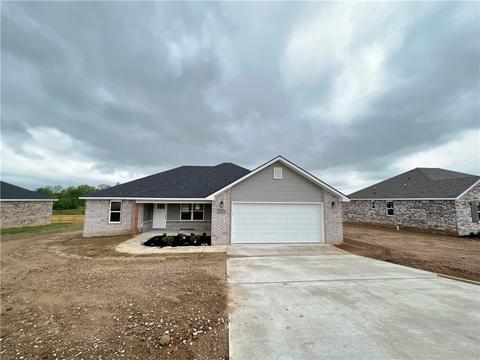 133 Youngblood Pl, Huntsville, AR 72740