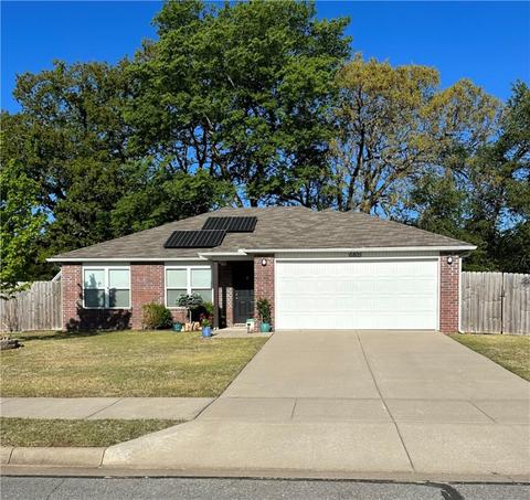 6805 NW Orchard St, Bentonville, AR 72713