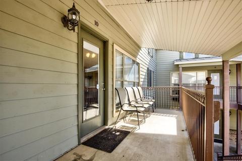 922 15th St #10, Fayetteville, AR 72701