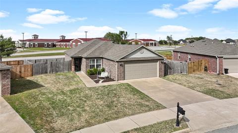 7964 Bridgegate Ave, Springdale, AR 72762 photo 2