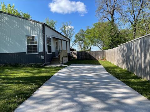 107 Cass Ave, Exeter, MO 65647 photo 2